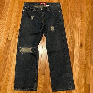 Levis 14 husky